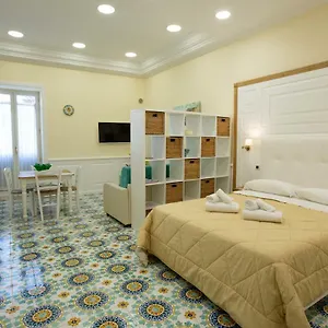La Corte Dei Borboni By Dimorra Apartamento Nápoles